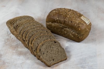 Barna kenyér (magvas)
