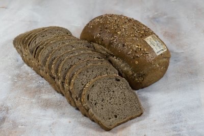 Barna kenyér (magvas)