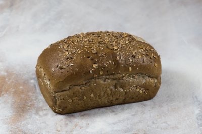 Barna kenyér (magvas)